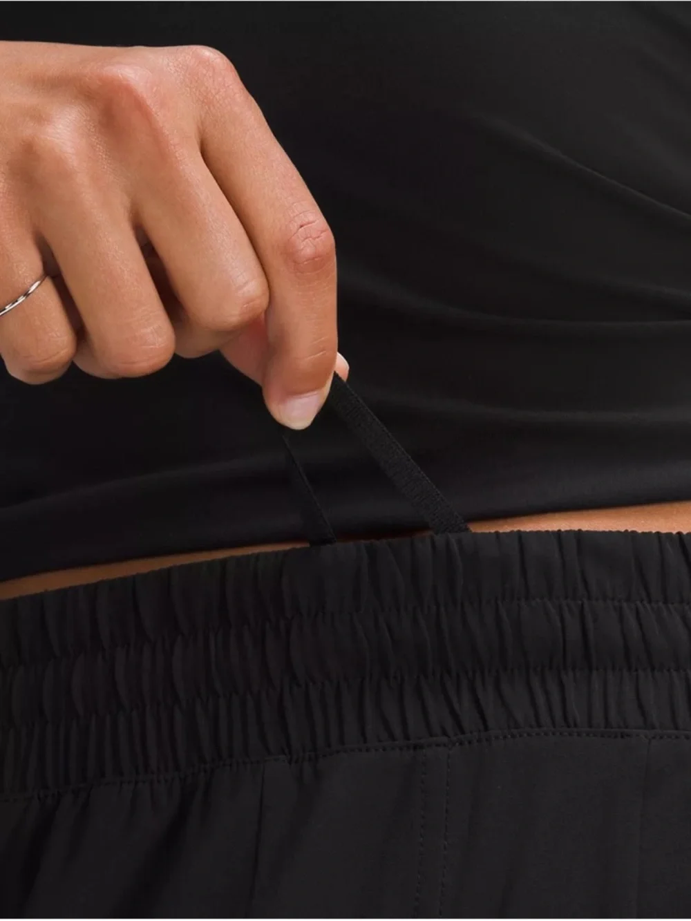 Lululemon Swift Mid-Rise Wide-Leg Pants in Black size 6 - Picture 5 of 16